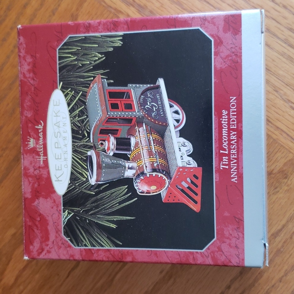 Hallmark TIN LOCOMOTIVE Anniversary Edition Holiday Christmas Ornament